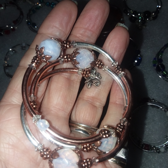 Memory wire bracelet - Picture 4 of 10